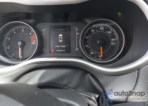 2016 Jeep Cherokee Sport z USA, uszkodzony, nr VIN 1C4PJLAB7GW165838